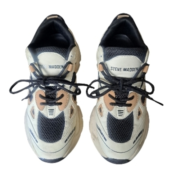 Steve Madden Women's Size 9.5M Clydie Chunky Platform Sneaker Black/Tan - Picture 4 of 13